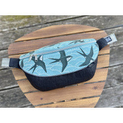 "Tasche voll Glück" // Crossbodybag "Schwalben Schwarz"