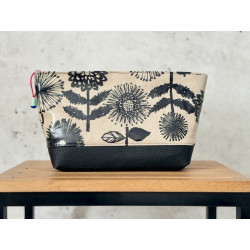 Necessaire "Flowers Schwarz"