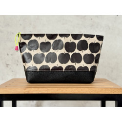 Necessaire "Black Apple"